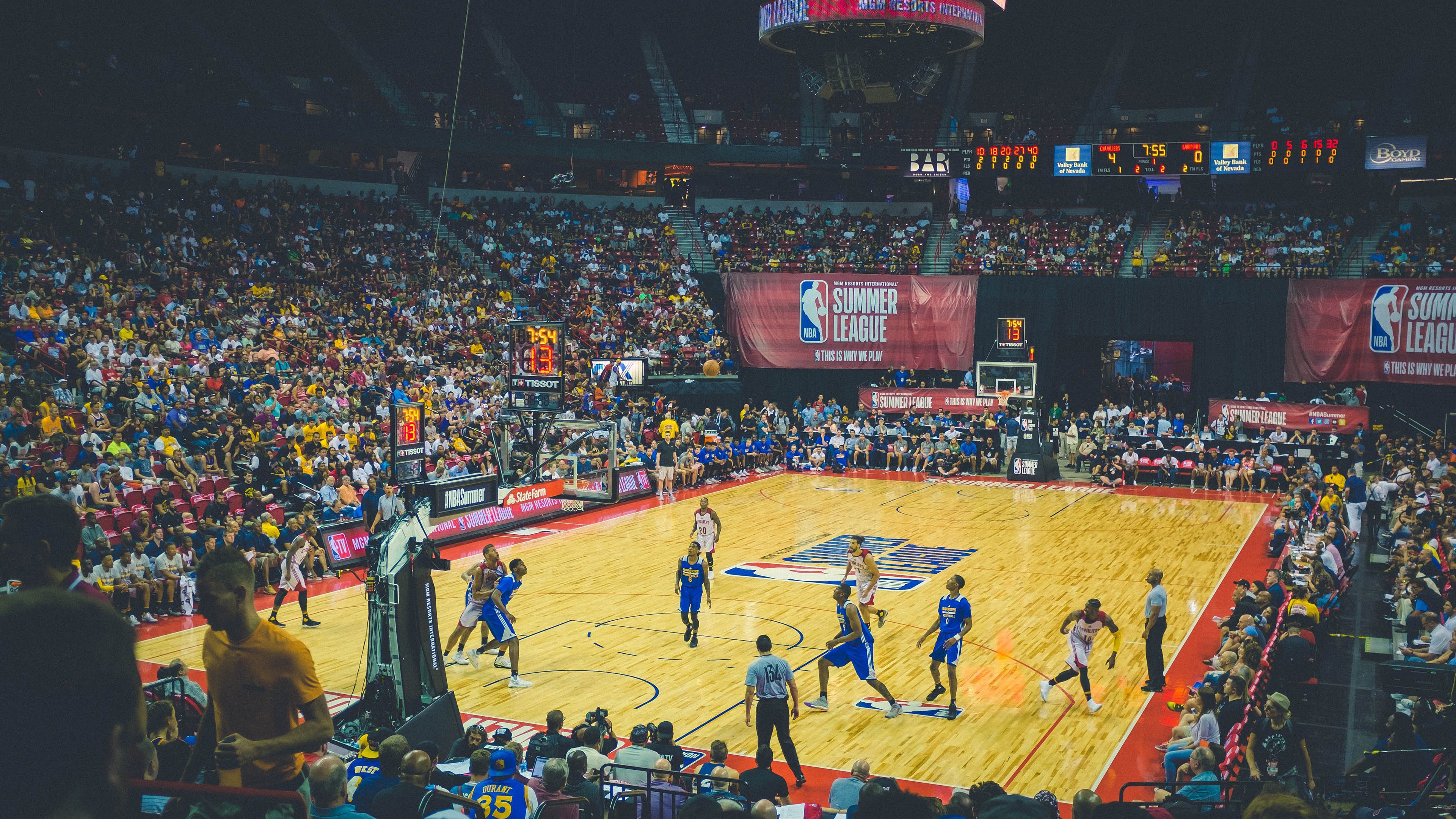 城市马拉松与低碳骑行联动推广健康理念，城市马拉松活动策划方案